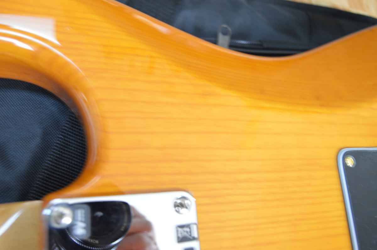 FSR Amber Transparent Stratocaster TBX Boost, Noiseless with Atomic Bucker